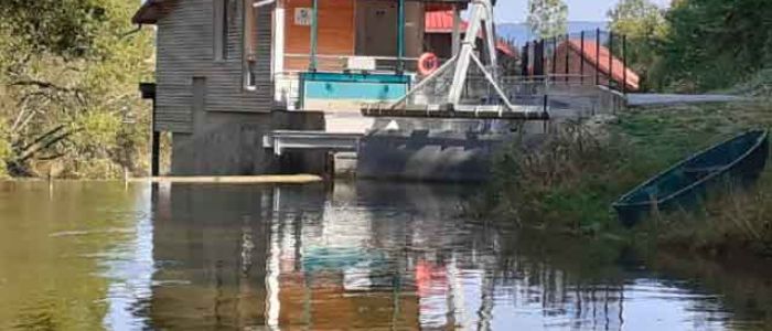 Installation complète intégrant la turbine, la puissance BT et l’automatisation du site